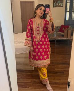 Nidhi Shah feet photo 1