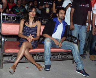 Nidhi Subbaiah feet photo 9
