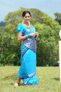 Nidhi Subbaiah feet photo 3