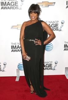 Niecy Nash feet photo thumbnail