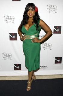 Niecy Nash feet photo thumbnail