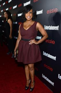 Niecy Nash feet photo thumbnail