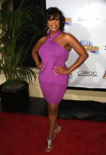 Niecy Nash feet photo thumbnail