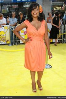 Niecy Nash feet photo thumbnail