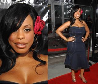Niecy Nash feet photo thumbnail