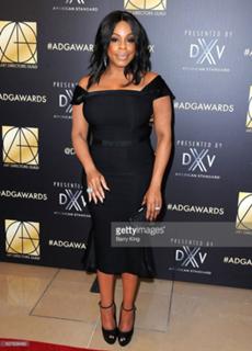 Niecy Nash feet photo thumbnail