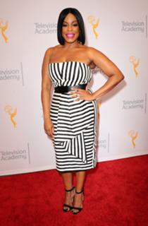 Niecy Nash feet photo thumbnail