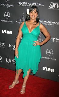 Niecy Nash feet photo thumbnail
