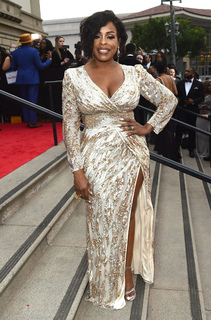 Niecy Nash feet photo thumbnail