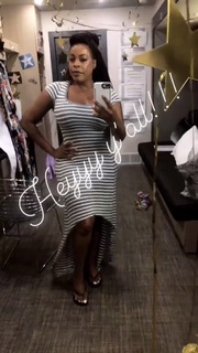 Niecy Nash feet photo thumbnail