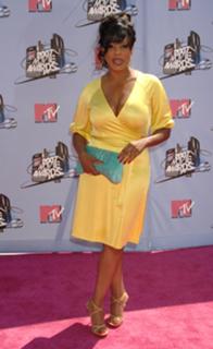 Niecy Nash feet photo thumbnail