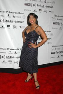 Niecy Nash feet photo thumbnail