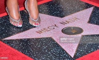 Niecy Nash feet photo thumbnail