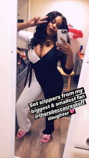 Niecy Nash feet photo thumbnail