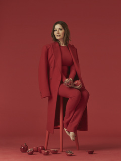 Nigella Lawson feet photo thumbnail