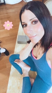 Nika feet photo 5