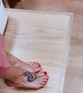 Nika feet photo 19