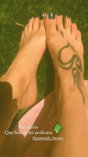 Nika feet photo 17