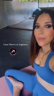 Nika feet photo 5