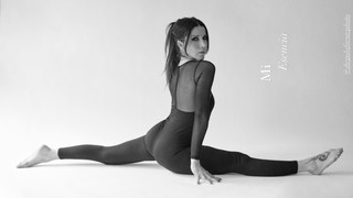 Nika feet photo 6