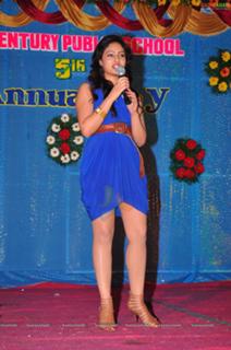 Nikeesha Patel feet photo 11