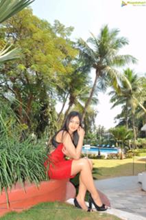Nikeesha Patel feet photo 14
