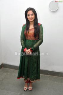 Nikeesha Patel feet photo 12