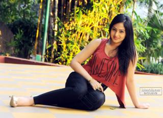 Nikeesha Patel feet photo 2