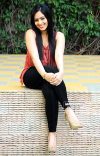 Nikeesha Patel feet photo 8