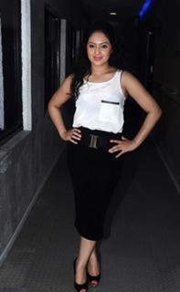 Nikeesha Patel feet photo 2