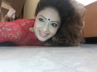 Nikeesha Patel feet photo 3