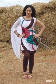 Nikeesha Patel feet photo 5