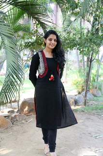 Nikhila Vimal feet photo thumbnail