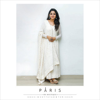 Nikhila Vimal feet photo thumbnail