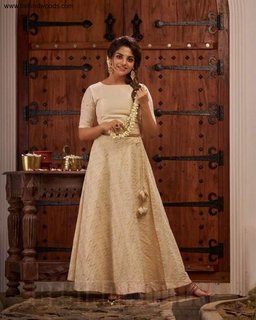 Nikhila Vimal feet photo thumbnail