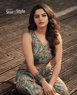 Nikhila Vimal feet photo thumbnail