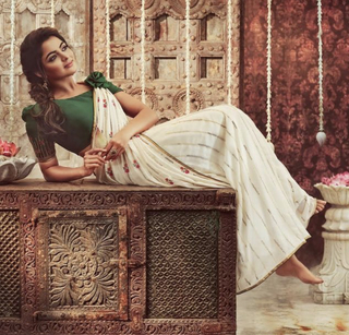 Nikhila Vimal feet photo thumbnail