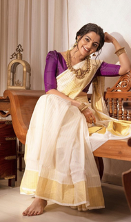 Nikhila Vimal feet photo thumbnail