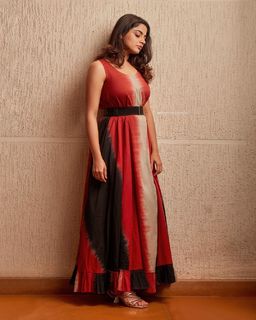 Nikhila Vimal feet photo thumbnail