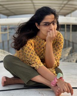 Nikhila Vimal feet photo thumbnail