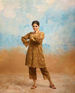 Nikhila Vimal feet photo thumbnail