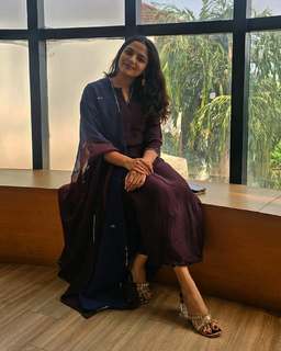 Nikhila Vimal feet photo thumbnail
