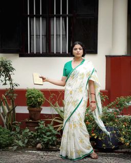 Nikhila Vimal feet photo 10