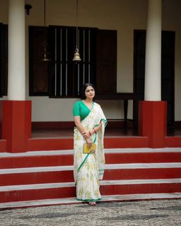 Nikhila Vimal feet photo 7