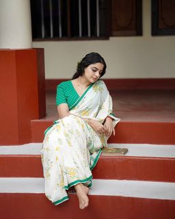 Nikhila Vimal feet photo 5
