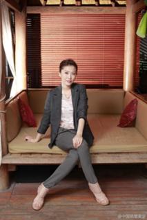 Niki Chow feet photo 18