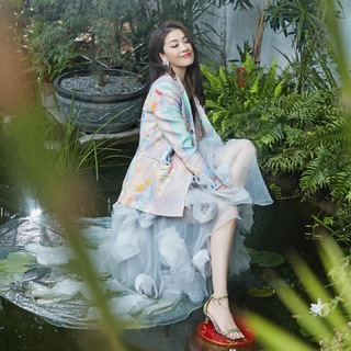Niki Chow feet photo 9