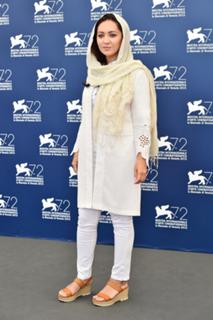 Niki Karimi feet photo 19