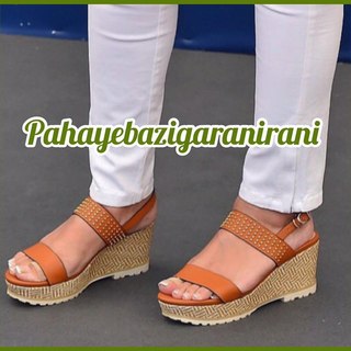 Niki Karimi feet photo 2