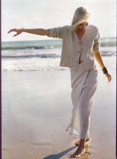 Niki Taylor feet photo 7